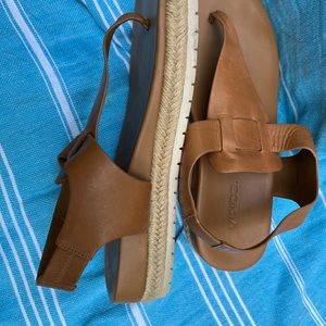 Vince Flint 2 Espadrille Sandals In Leather